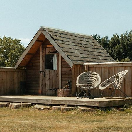 Glamping At The Retreat Wiltshire Is Rural Bliss Villa ชิปเพแนม ภายนอก รูปภาพ