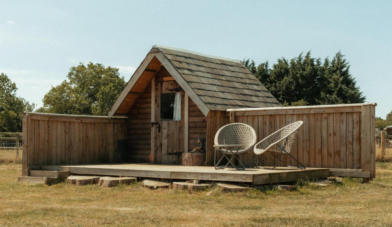 Glamping At The Retreat Wiltshire Is Rural Bliss Villa ชิปเพแนม ภายนอก รูปภาพ